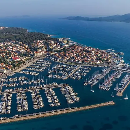 Apartamento In With Terrace, Air Conditioning, W-lan 5013-2 Drage